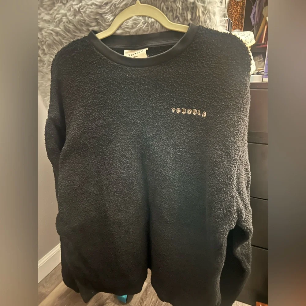 YoungLA Charcoal Fleece Pullover - Picture 1 of 2